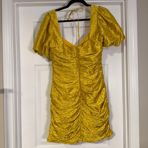 Adelyn Rae Yellow Ruched Dress - Picture 4 of 5